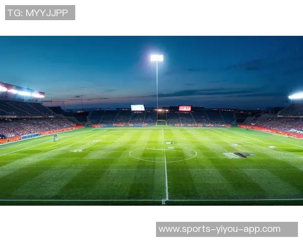 火爆足球球星名字引发热议揭秘他在绿茵场上的激情与传奇故事